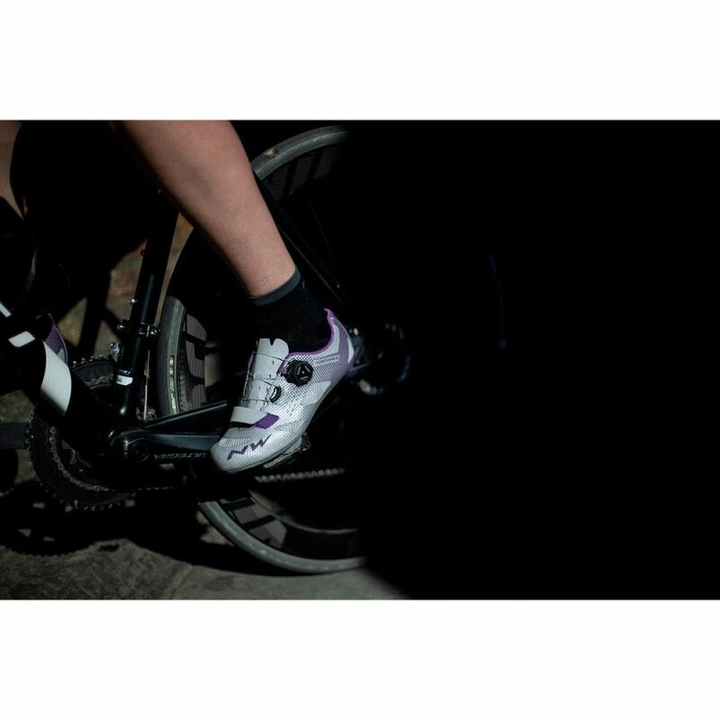 Grosses soldes 😀 Northwave Storm - Chaussures vélo de route femme 🔥 5 Grosses soldes 😀 Northwave Storm - Chaussures vélo de route femme 🔥 – Image 3