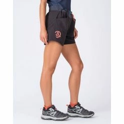 Sortie 🔔 Ternua Lightning Short - Short trail femme 👏 -Cairn Shop ternua lightning short short trail femme black 2